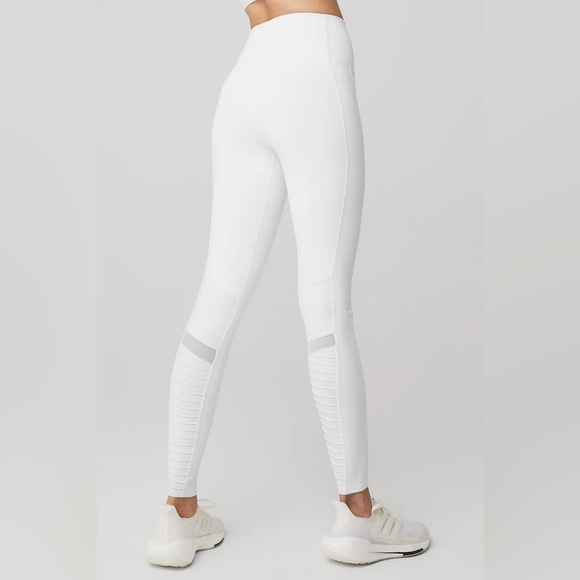 Alo Yoga High-Waist Moto Legging White Small - Picture 4 of 16
